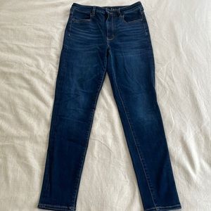 American eagle dark wash skinny jeans